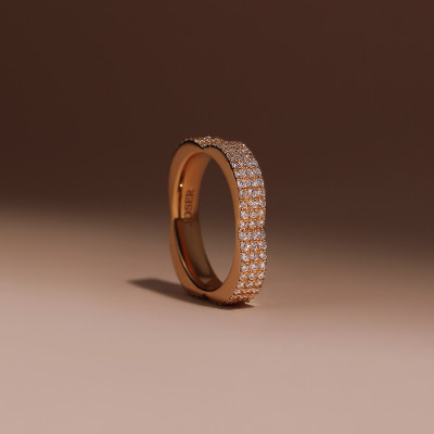 Ducale ring, 18K pink gold, diamonds, 4 mm