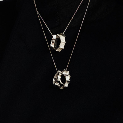 Parthenon ring, 18K white gold, diamonds, 8 mm