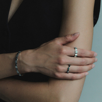 Kazanskiy ring, 18K white gold, emeralds, 2 mm